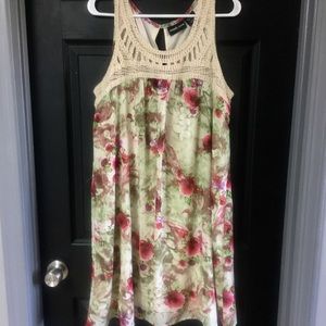 Floral sheath dress midi large crochet top